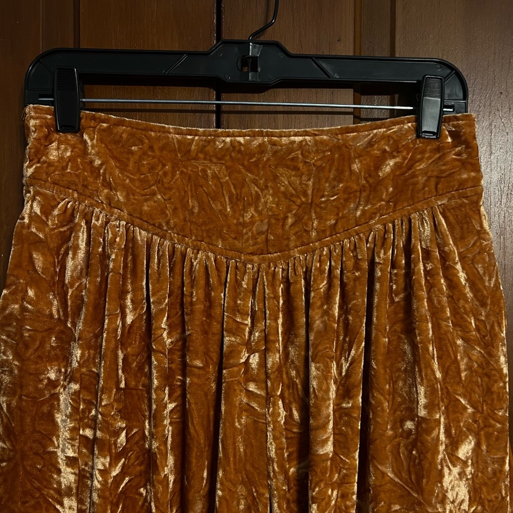 Urban Outfitters Crushed Velvet Burnt Orange Pull On Joggers with Pockets‎ - Picture 2 of 8